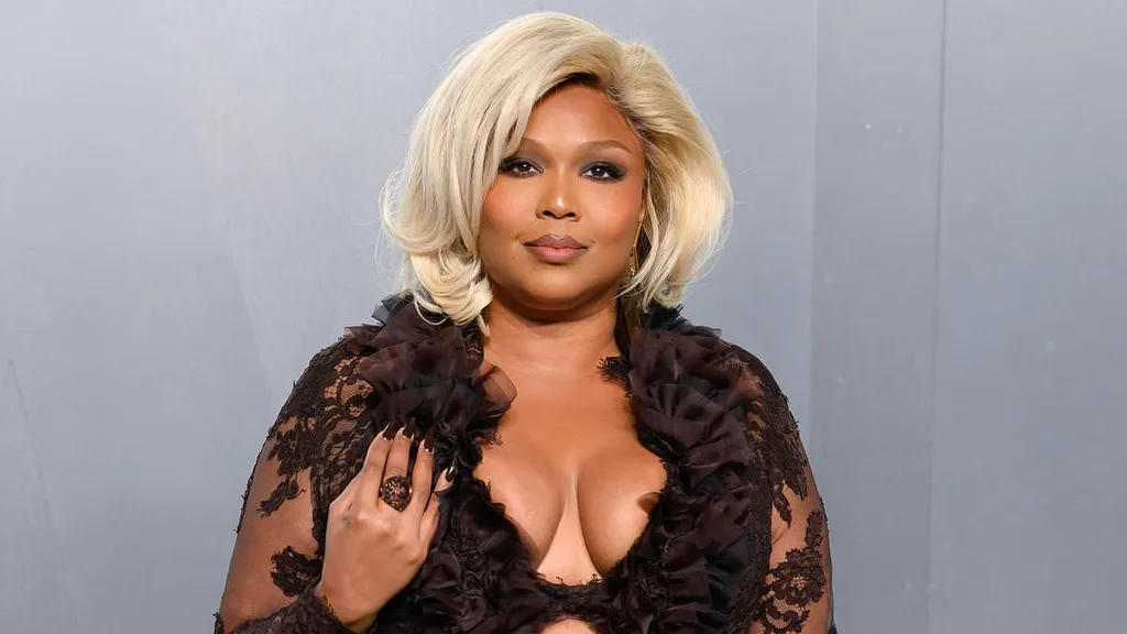 Lizzo reveals she's two months sober from alcohol...after losing 60lbs
