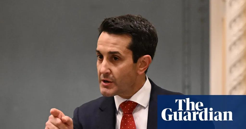 Queensland government in 'integrity crisis' over alleged undisclosed affair between two ministers, opposition says