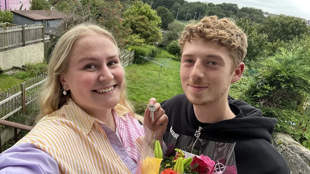 Couple renovating Victorian home make VERY eerie discovery