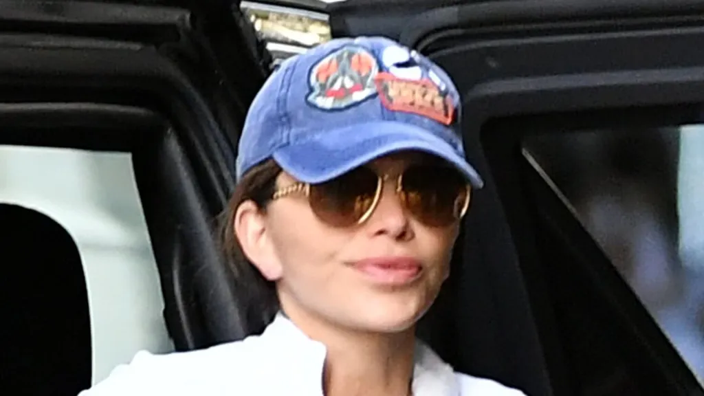 Lauren Sanchez totes black Birkin after losing $10.1M bid for original