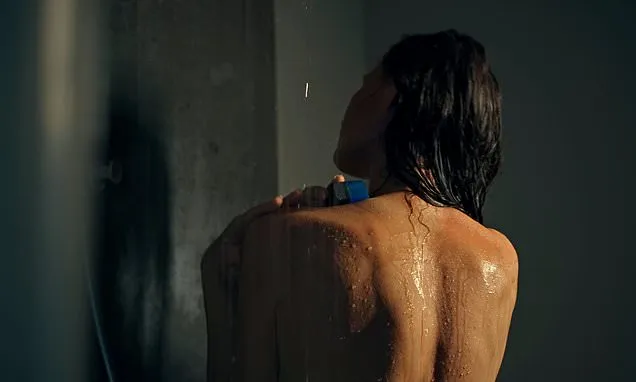 Scientists reveal health benefits of showering in the dark