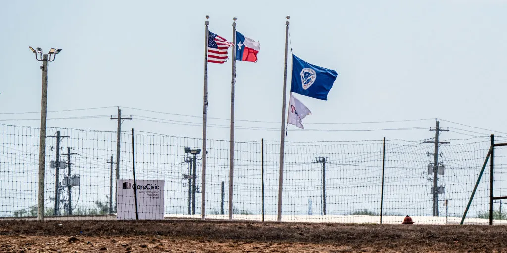 Mom of 5 in immigration detention in Texas was taken to ER, sparking urgent calls for her release