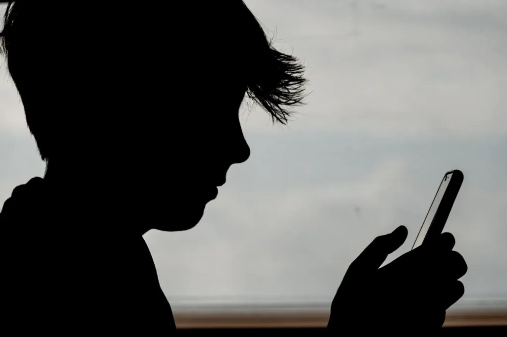 This is how many Americans are addicted to porn -- survey