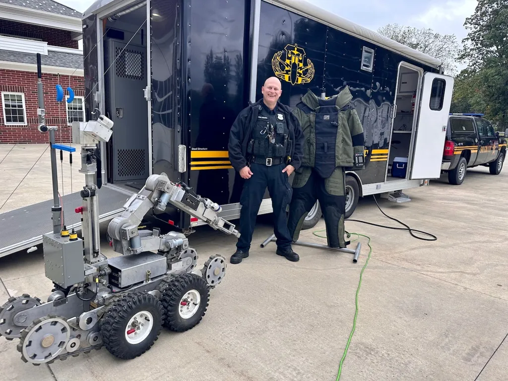 Lorain County's bomb squad defuses explosive threats: Sentinel Watch