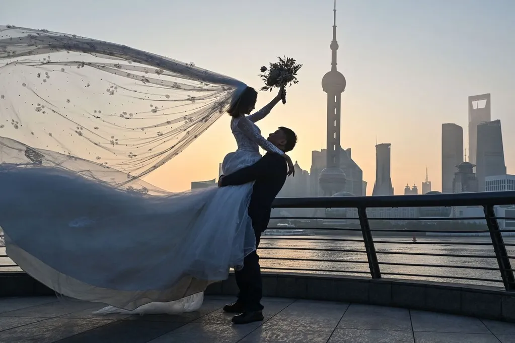 China's First-Quarter Marriage Registrations Fall to Lowest Ever