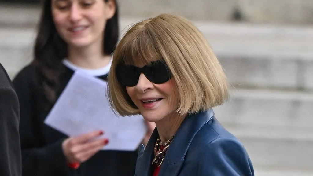 Anna Wintour joins Naomi Watts at the Celine show during PFW