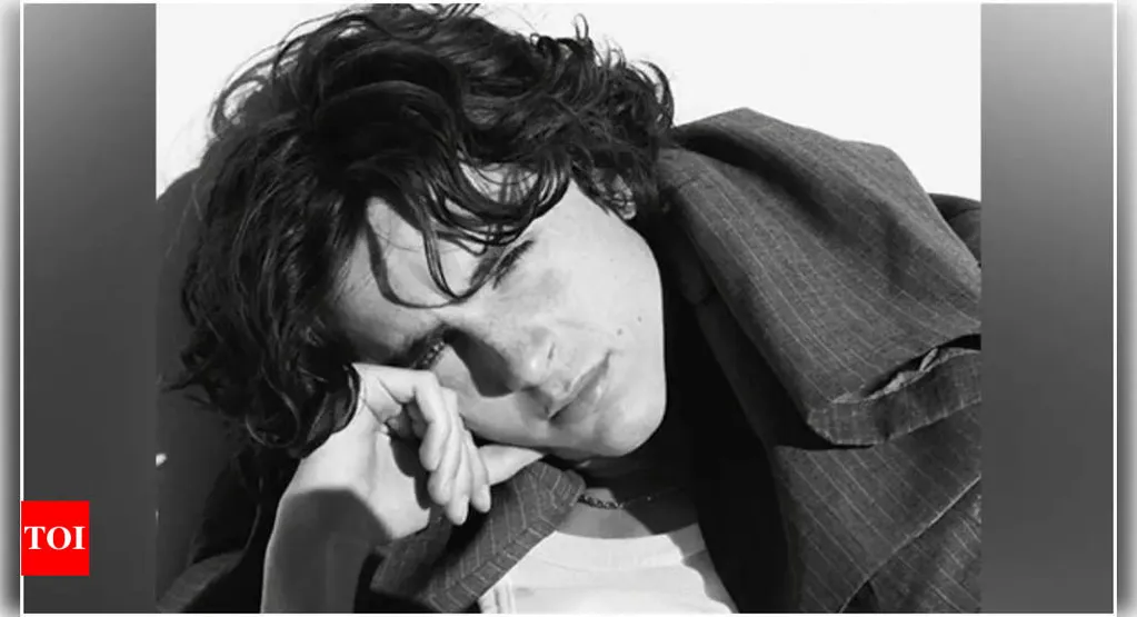 Bob Dylan confident Timothee Chalamet will nail his role in upcoming biopic | English Movie News - Times of India