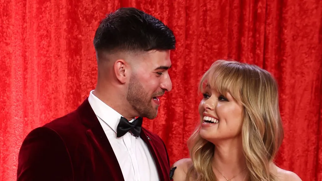 Hollyoaks stars Owen Warner and Jemma Donovan 'SPLIT after two years'