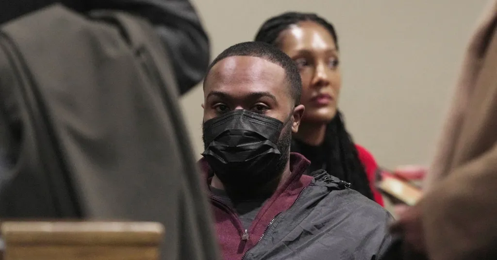 Former Memphis police officers granted new trial in Tyre Nichols killing