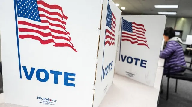 Virginia redistricting ruling deals blow to Democrats' midterm hopes