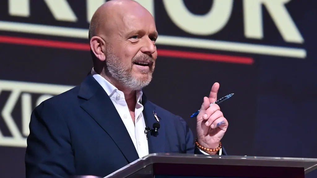 How Trump's Endorsement in California Could Backfire Against Republicans