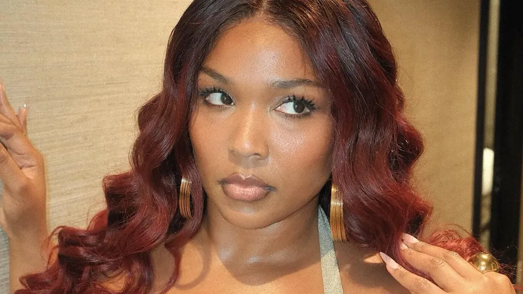 Lizzo slammed after becoming embroiled in bizarre public spat with fan