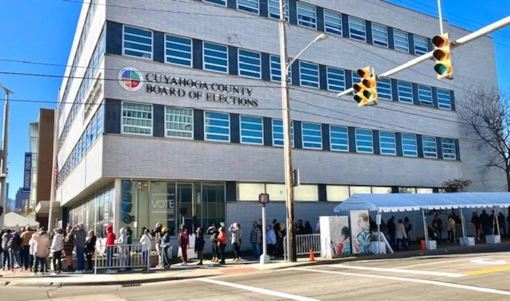 Last day of early voting brings thousands to Cuyahoga Board of Elections; How to still vote
