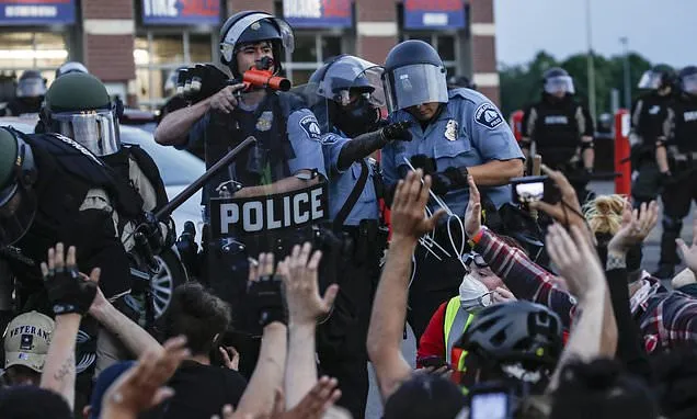 Minneapolis will decide on police reform deal with the US...