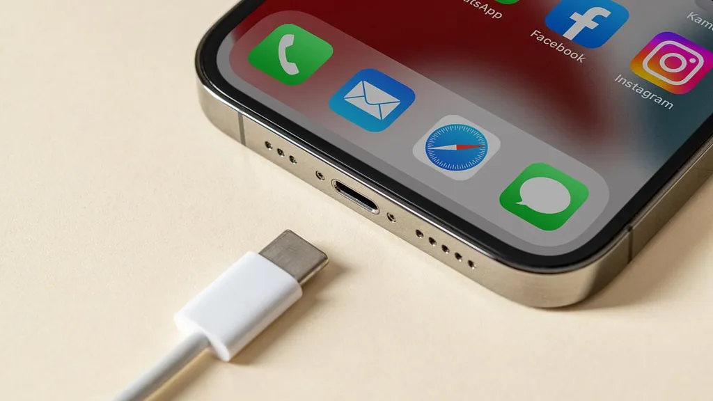 Dire warning for why you should never share iPhone chargers