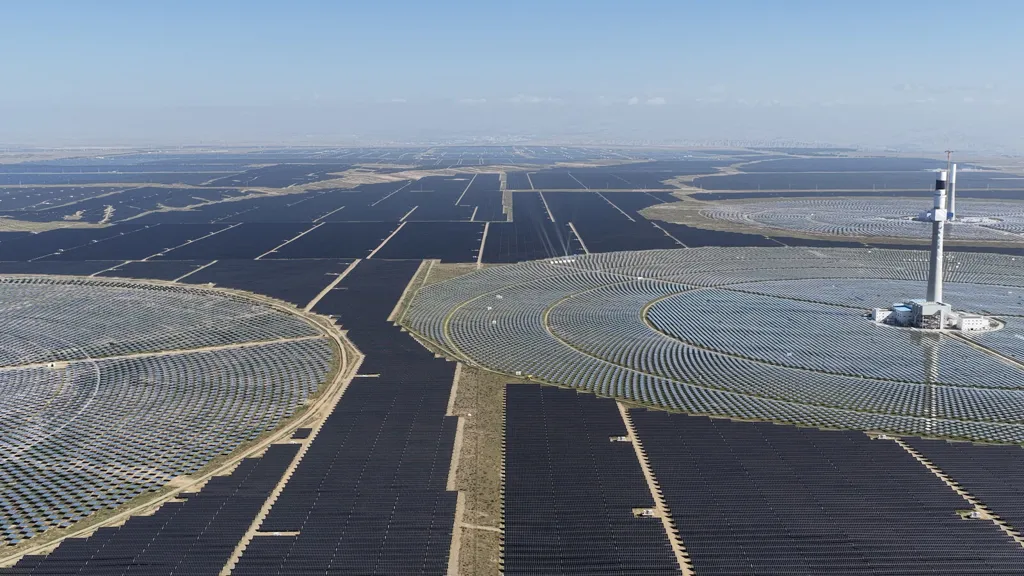 Why China Built 162 Square Miles of Solar Panels on the World's Highest Plateau