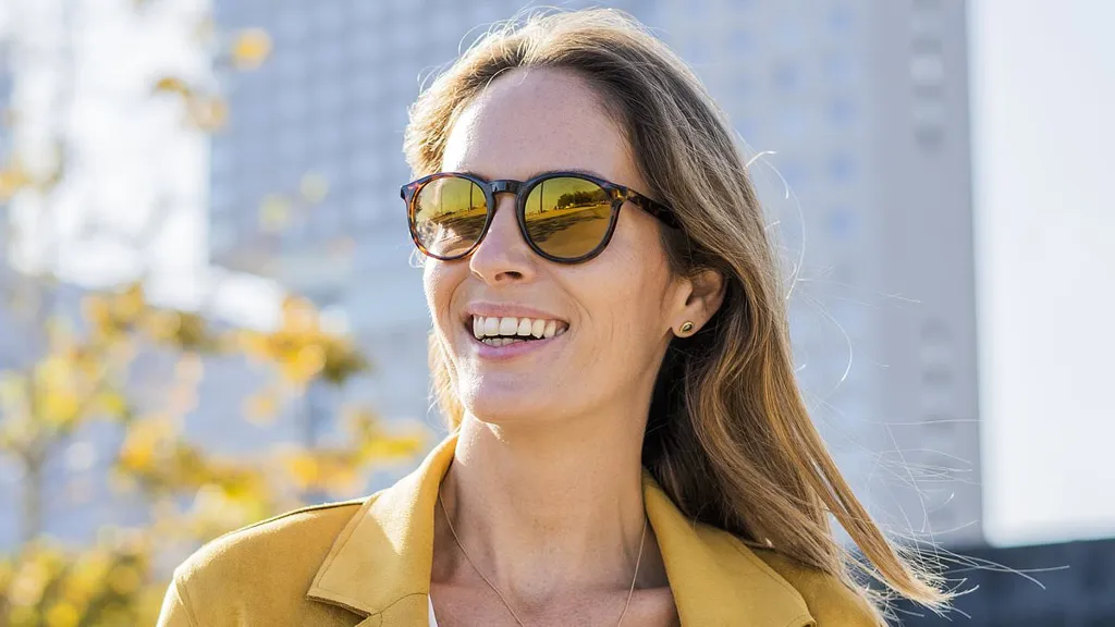 The serious summer issue plaguing Aussies by wearing sunglasses