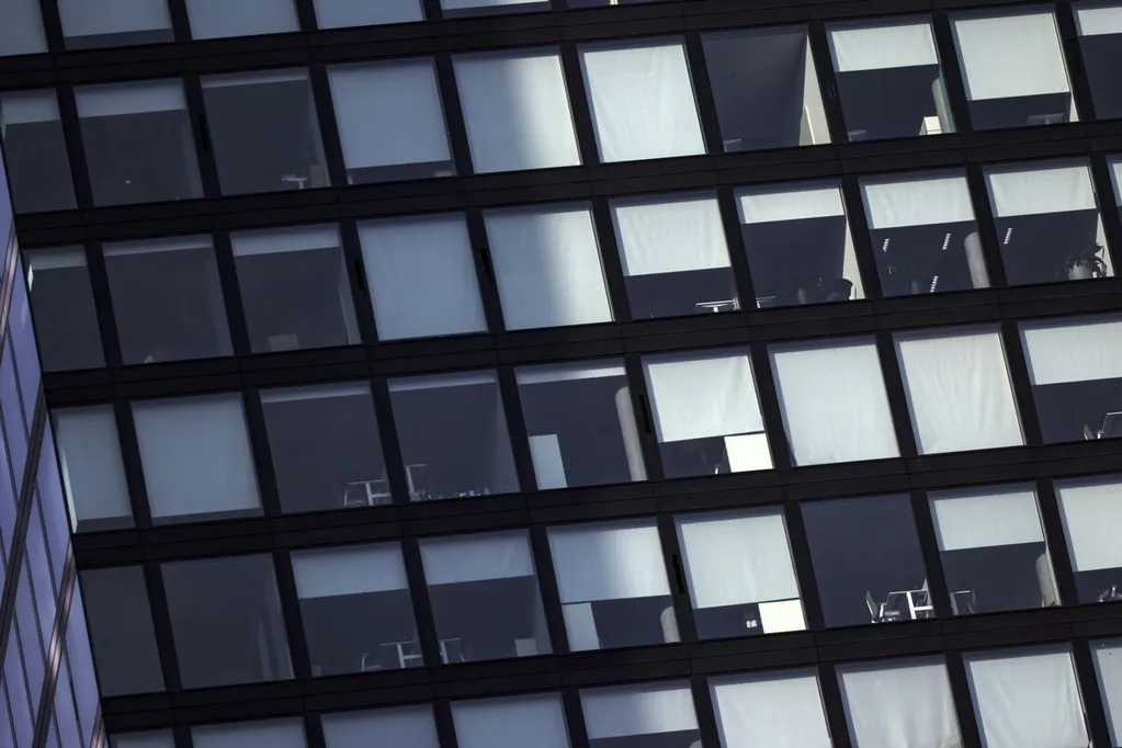 Deutsche Bank Takes Hit on Commercial Property, Flags It as Risk