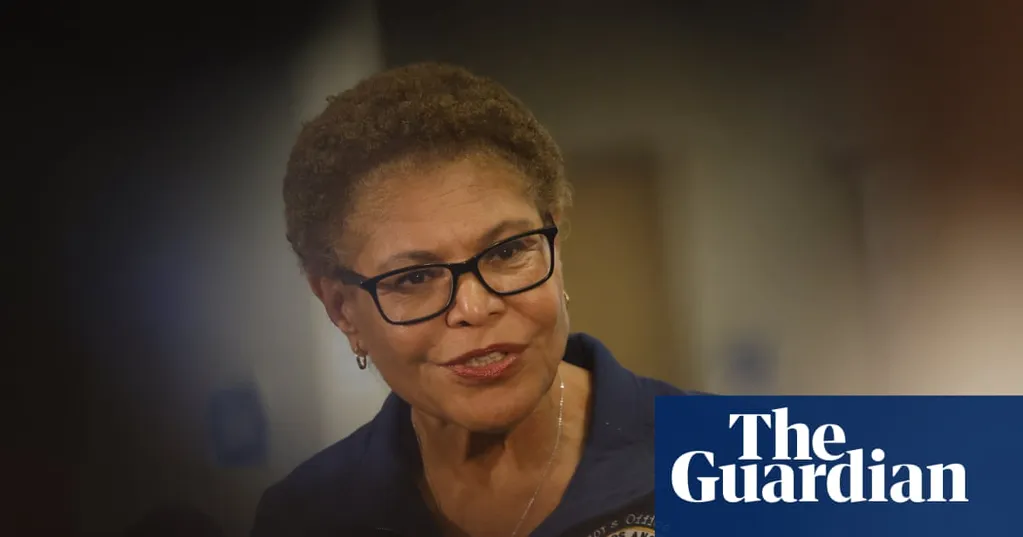 Karen Bass in hot seat as Trump targets Los Angeles - but it's not her first crisis