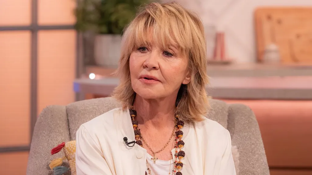 Lulu admits she was afraid of sex as she reveals all in new memoir