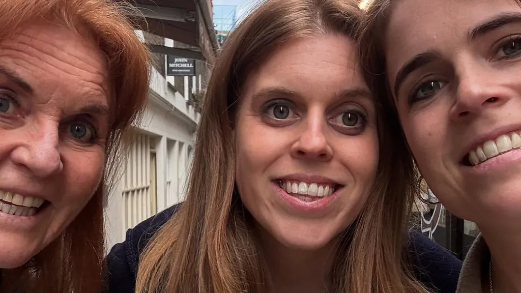 Princess Eugenie wishes 'big sissy' Beatrice a happy birthday
