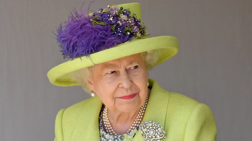 How Queen's 'cryptic' reaction left Harry 'floored' over Meghan plans