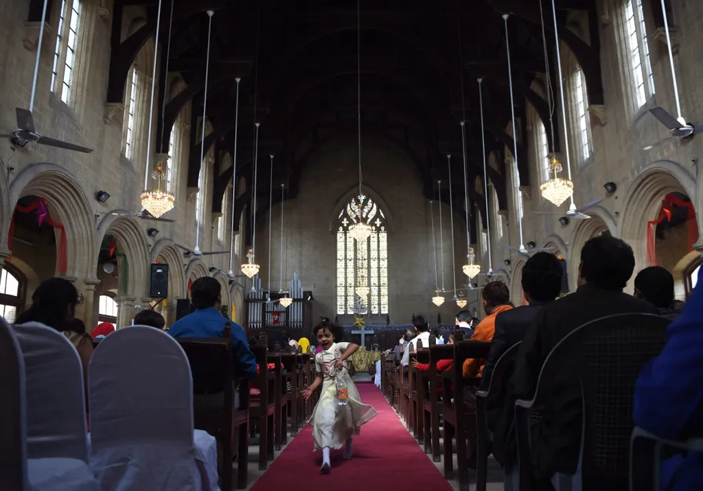 US watchdog raises alarm over Christian girls reportedly forced to convert