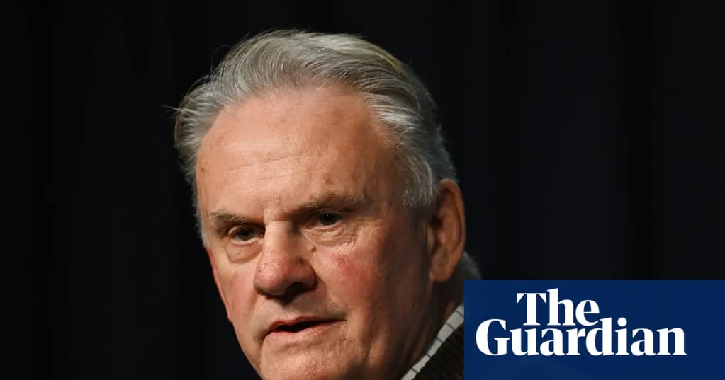 Mark Latham accused of denigrating ex-partner online after abuse allegations in court filing