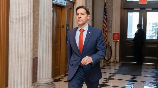 Ex-Sen. Ben Sasse jokes about his tough cancer diagnosis