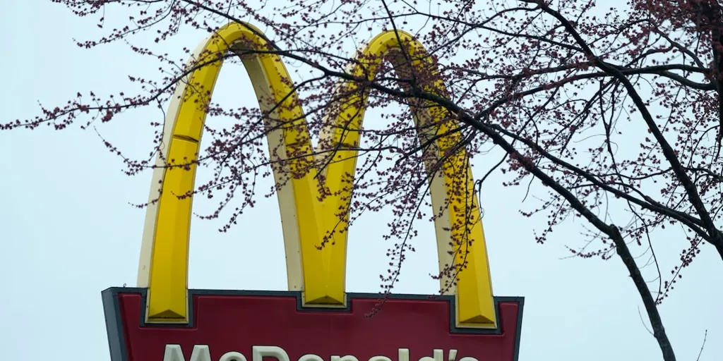E. coli outbreak tied to McDonald's leaves 1 dead, dozens sick across US: Here's where