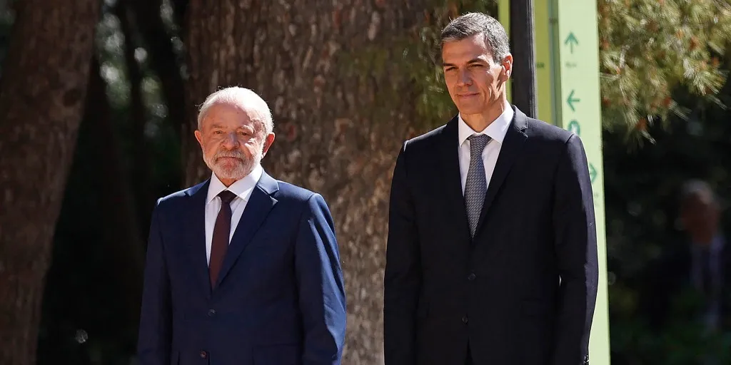 Brazil's Lula and Sánchez of Spain headline meetings of progressive leaders in Barcelona