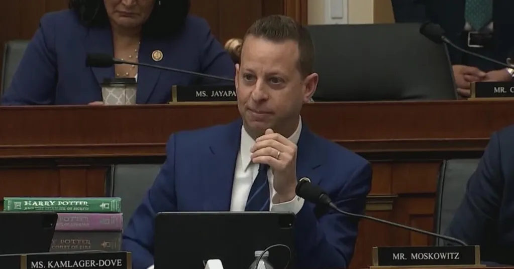 Florida Democratic Congressman Jared Moskowitz defends decision not to fund DHS, says Kristi Noem should resign