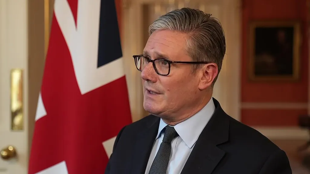 Keir Starmer pleads for calm after Israel launches raids on Iran
