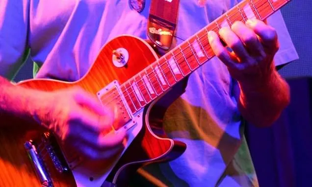 In already precarious industry, US musicians struggle for health care