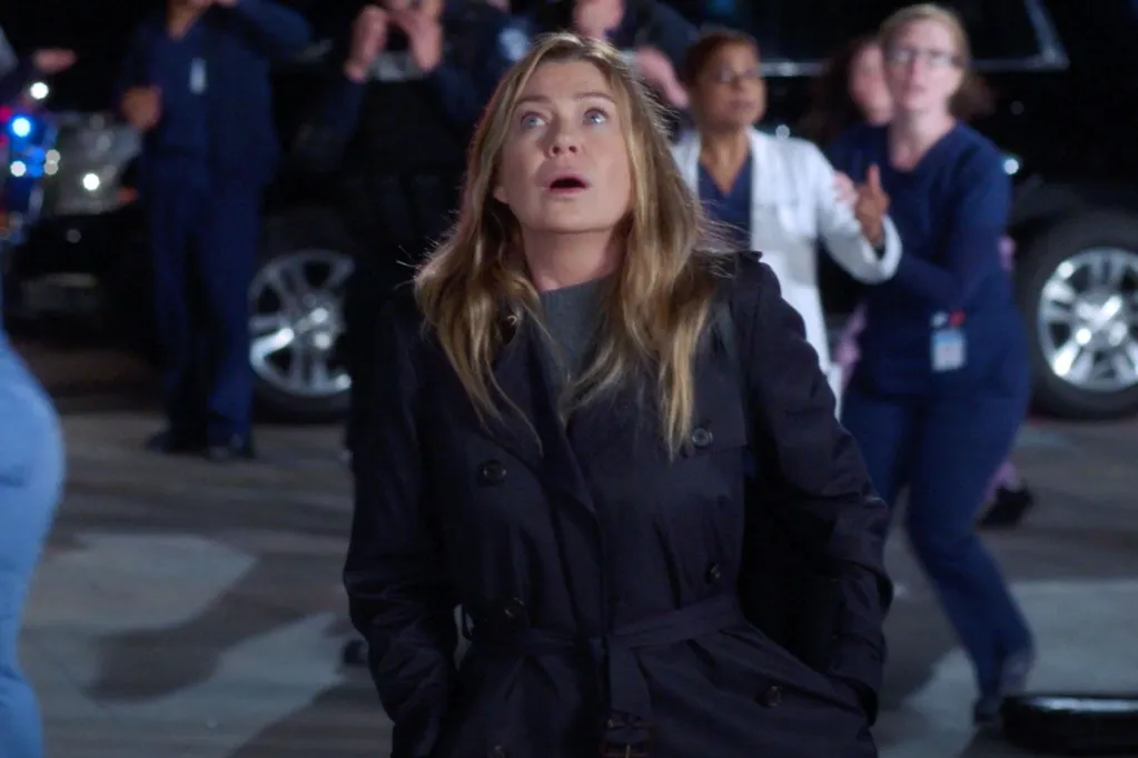 'Grey's Anatomy': Explosion at Grey Sloan Results in Fatalities, Missing Doctors in Season 22 Trailer (Exclusive)