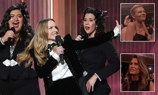 Kristen Bell stuns stars with 'cringe' musical number at Actor Awards