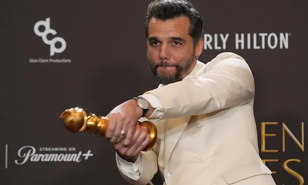 Golden Globe highlights: Brazil on a streak, Amy Poehler's pod wins...