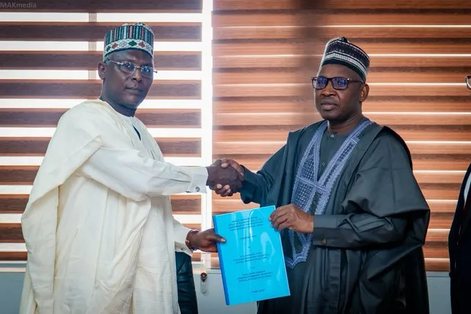 Warrens, Aminu assume duty in office of the secretary to the government of the federation