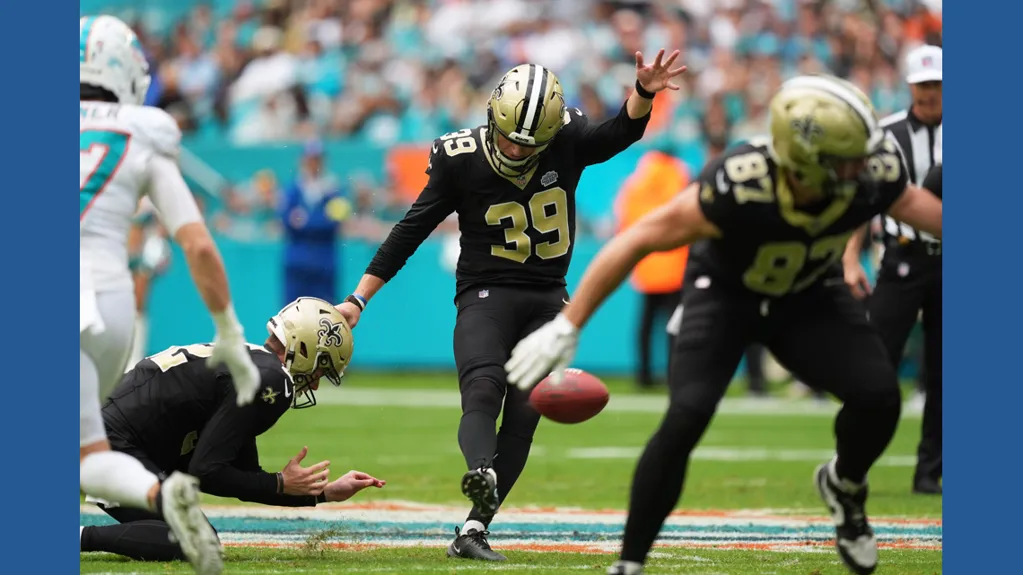 Northern Ireland kicker Smyth drills 56-yard field goal in Saints debut