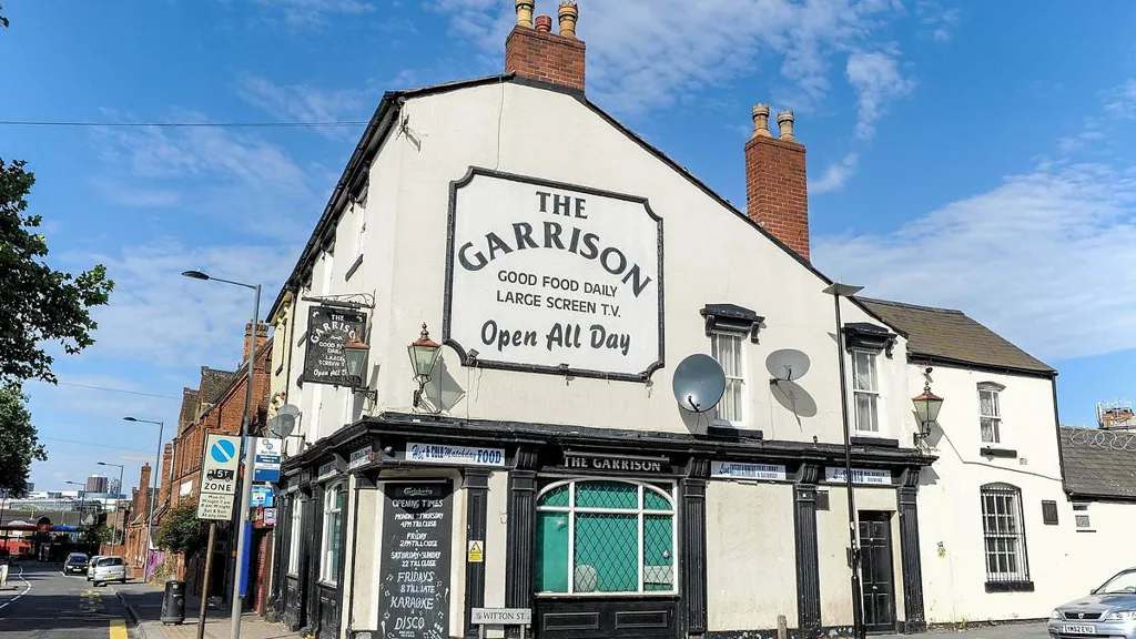 Peaky Blinders fans find real Garrison pub and are VERY disappointed