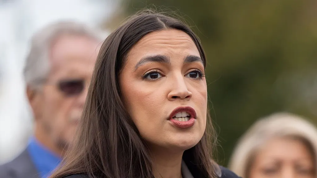 AOC is eviscerated after calling Trump slur over Epstein files release