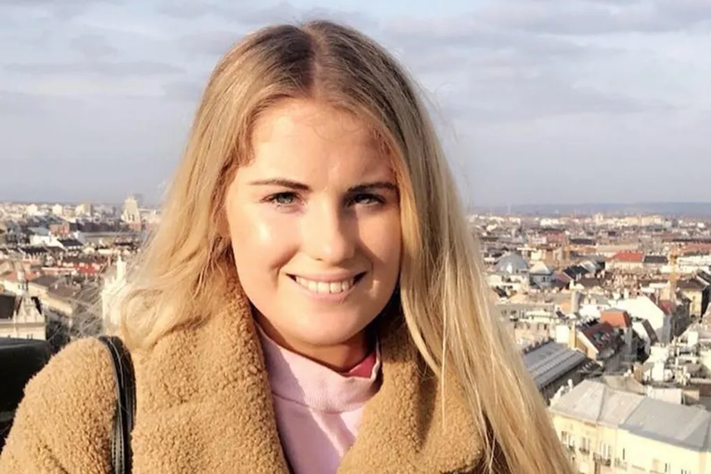 Best Friend of Woman Who Died of Suspected Methanol Poisoning in Laos Describes Her Final Days 'Gasping for Air'