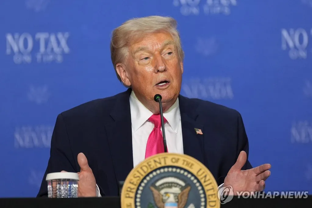 (2nd LD) Iran reopens Strait of Hormuz; Trump says blockade will remain until deal is signed | Yonhap News Agency