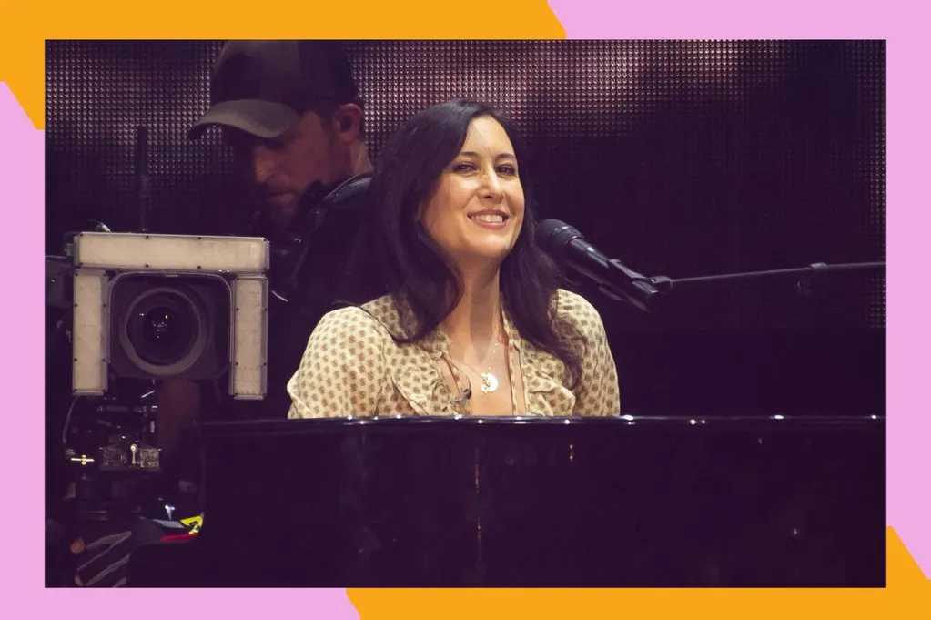 How much are tickets to see Vanessa Carlton on her 2026 'Veils Tour'?