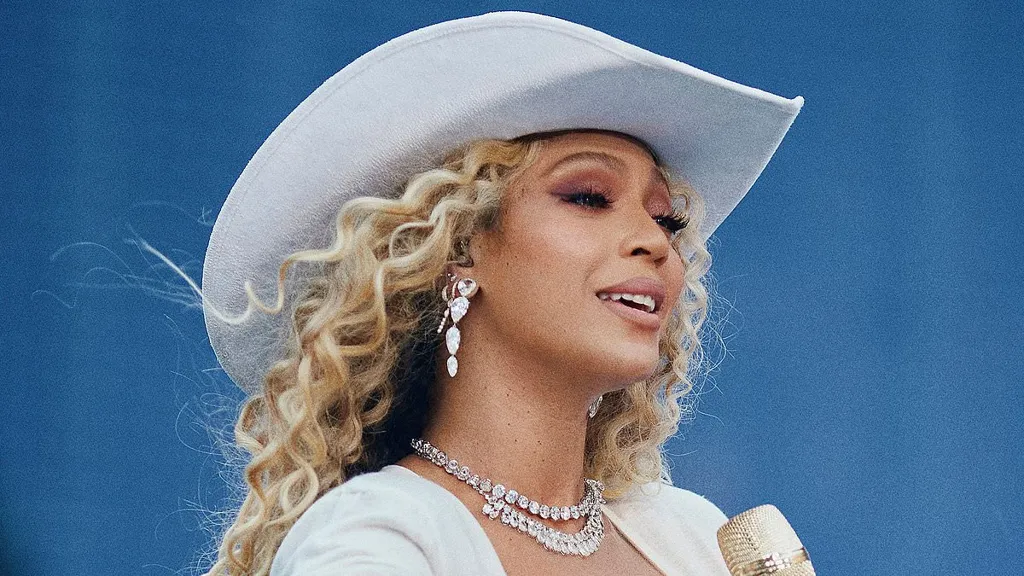 Beyonce shocks fans with unexpected career announcement