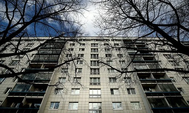 Government´s housing policies have left it 'tied in regulatory...