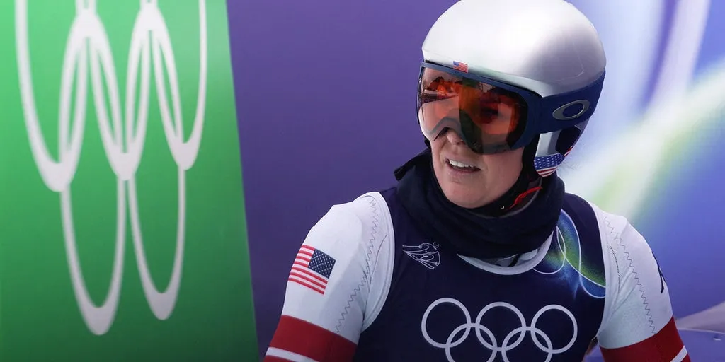 Lindsey Vonn reveals she had third surgery on broken leg