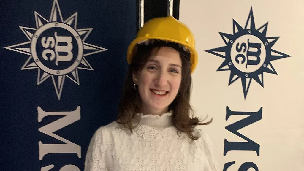 What cruise passengers DON'T see on holiday