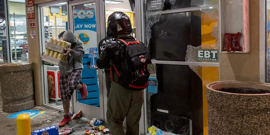 Nearly 200 House Dems reject resolution condemning violent anti-ICE riots in LA