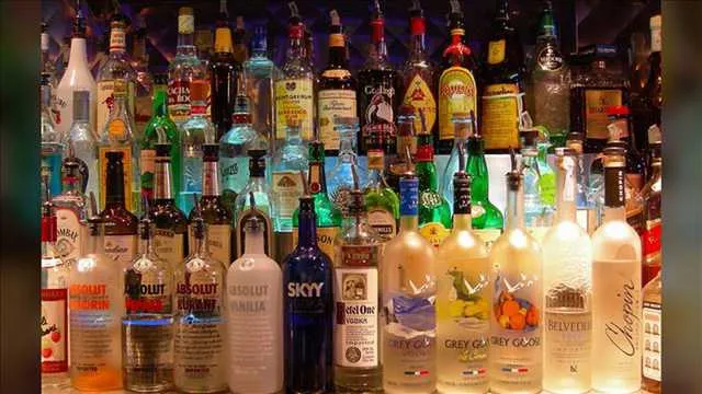South Carolina sheriff warns: 'Never leave your drinks unattended' amid drugging fears at sports bar